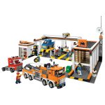 LEGO [City] - Garage Building Set - Town Series (7642) - Image 3