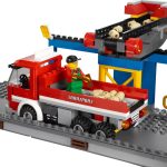 LEGO [City] - Harbour Building Set - Harbour Series (4645) - Image 6