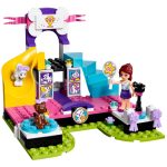 LEGO [Friends] - Puppy Championship Building Set - Dog Show Series (41300) - Image 2