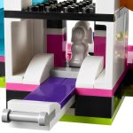 LEGO [Friends] - Puppy Championship Building Set - Dog Show Series (41300) - Image 9