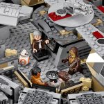 LEGO [Star Wars] - Millennium Falcon Building Set - Episode VII Series (75105) - Image 7