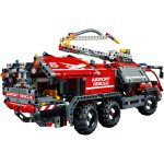 LEGO [Technic] - Airport Rescue Vehicle Building Set (42068) - Image 4